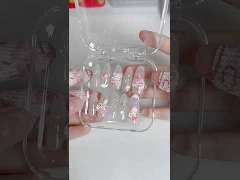 Asmr packing~📦 #pressonnails #fypシ゚viral  #hellokitty #nailideas #asmr #packingorders #artisanail