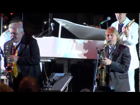 LA SFIDA DEI SAX polka di Fiorenzo Tassinari e Moreno il Biondo dell'orchestra GRANDE EVENTO.mpg