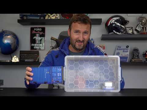 #KubernetesMoment 0012 "Ephemeral Containers to the Rescue"