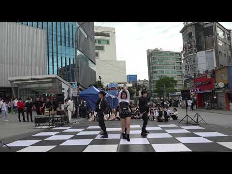 [2022 5월 신촌 버스킹] 카드(KARD) - 건샷(Gun Shot)