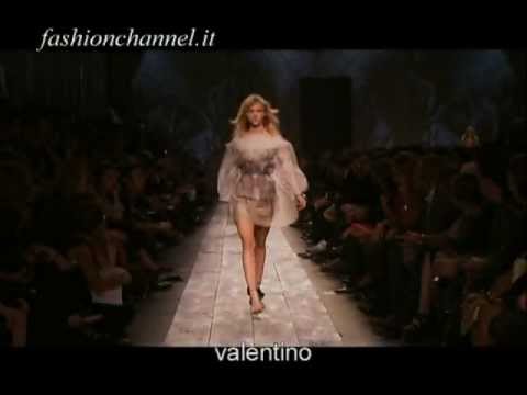 "Special Nightwear" Paris-London-New York Spring Summer 2010 by FashionChannel