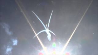 preview picture of video 'USAF Thunderbirds High Bomb Burst with Comms'