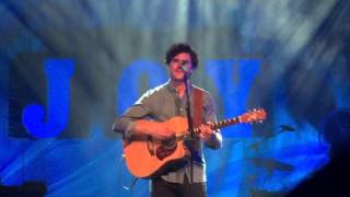 Vance Joy Straight Into Your Arms