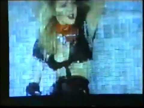 Miniatura de YouTube - You Shook Me All Night Long (Live - 1991)