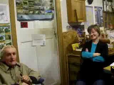 Norman Maclean teaching us Gaelic Spinnng Songs