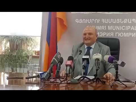 Ոստիկանների հետ գնամ բարբա կպնե՞մ. Ղուկասյանը` Միքայել սրբազանի կողքին լինելու մասին