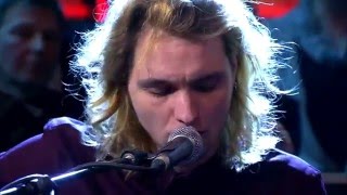 Jett Rebel - It's Cruel (solo performance @ DWDD)