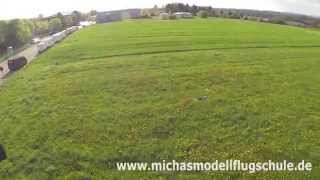 preview picture of video 'Michas Modellflugschule in Dürnau bei Boll, Kreis Göppingen'