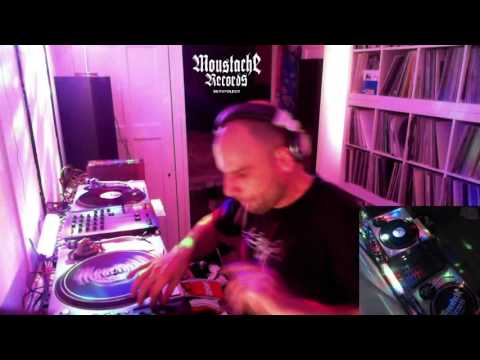 David Vunk live intergalacticfm show   ELECTRO TECHNO NO WAVE  16-11