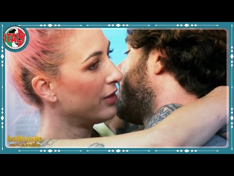 Angelo Madonia, la morte del padre e l’amore di Ema Stokholma confessione da brividi