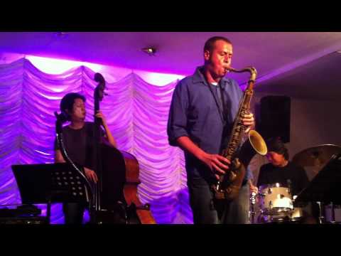 Andrew S. Dixon-Live @ Skarlet Jazz Kitchen