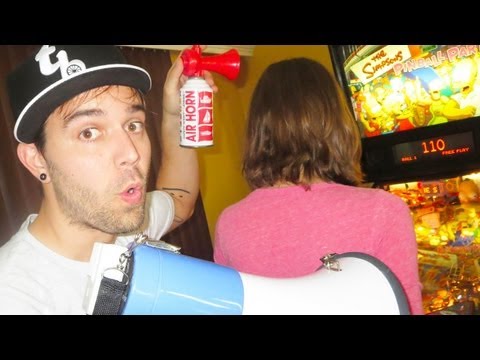 AIR HORN PRANK! (9.10.13 - Day 1594)