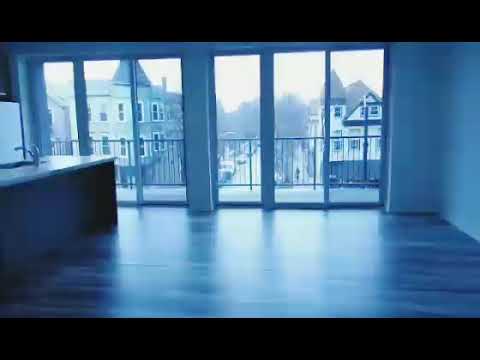 Apartment Tour: 2535 W. Fullerton #301