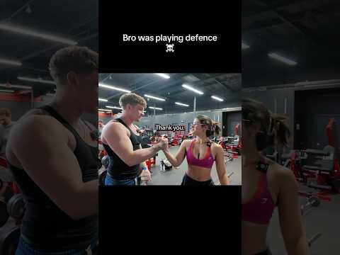 Shan 🐓 Blocks Connor Sinann!