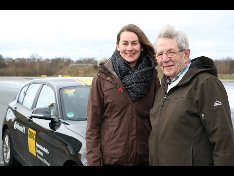 "18 gegen 80": Fahranfänger oder Senior - wer fährt besser Auto?