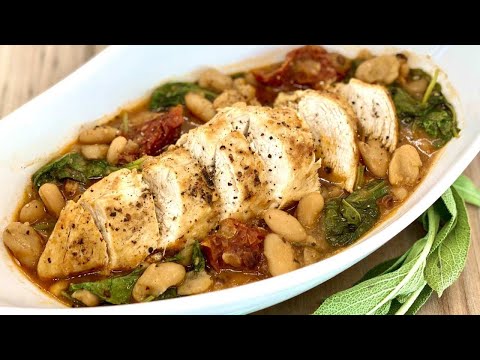 Tuscan Chicken and Cannellini Bean Stew / Easy One-Pot Meal