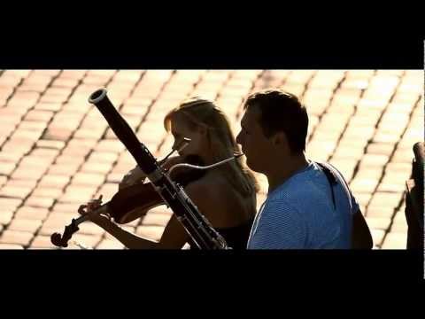 Ron the Don - Fliege davon (Offizielles Musik Video 2012) La Familia Sound (720p H.264-AAC)