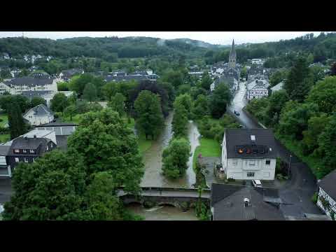 Drohenflug Hochwasser der Wiehl [Werbeproduktur Simons]