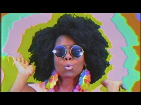 Groove is in the Heart- Chocolate Jungle 90s jam-Deee Lite