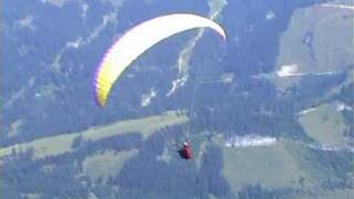 preview picture of video 'Don't look down. Paragliding in Tannheim, Austria'