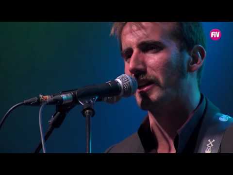 Pablo Und Destruktion - "Por cada rayo que cae" (en directo FIV 2016)