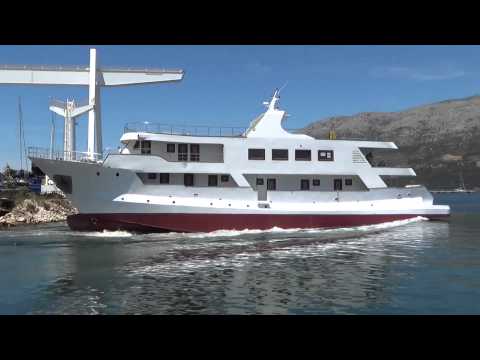 Maverik porinuće u brodogradilištu Leda