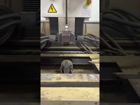 2014 AGIECHARMILLES CUT 30P Wire EDM | CNC EXCHANGE (1)