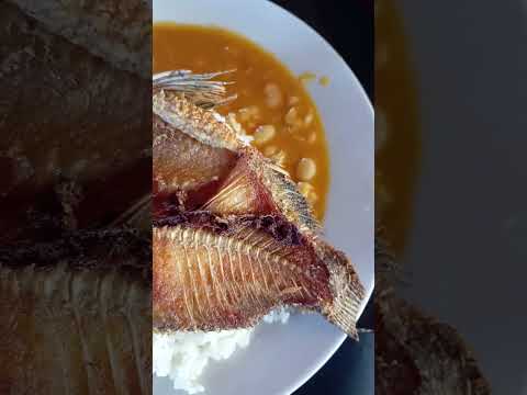 El pescado frito sabroso. #food #perú #gastronomia #ecuador #gastronomy #bagua #amazonas