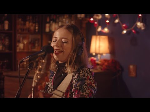 Sophie Sutton - Birthday Text (Live with band @ The Famous Gold Watch)