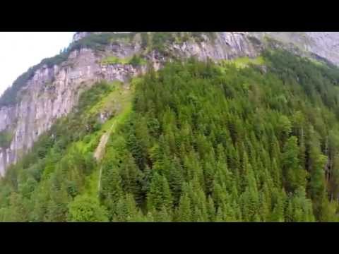 Paragliding into the Lauterbrunnen Valle