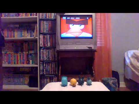 Kevin, Honey, Forrest and Flora watch Gardening with Terence