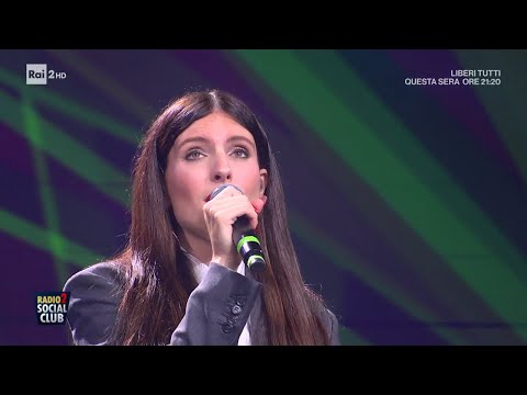 Ditonellapiaga con "Non ti perdo mai" - Radio2 Social Club 30/10/2023