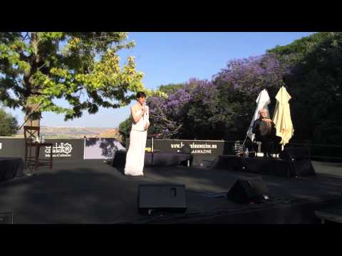 MARÍA BERASARTE -  Barco Negro - live in Mawazine, Rabat. Music of the World Stage / Chellah.