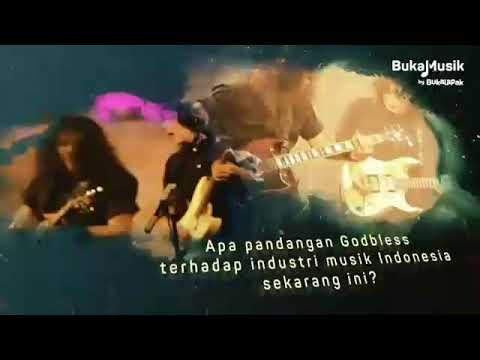 GOD BLESS FEAT EET - Serigala Jalanan