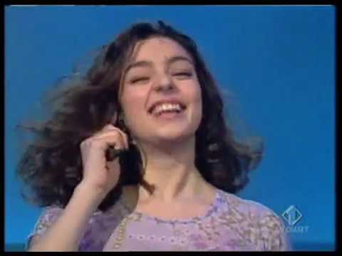 Ambra Angiolini- T'appartengo (Sub. Español)