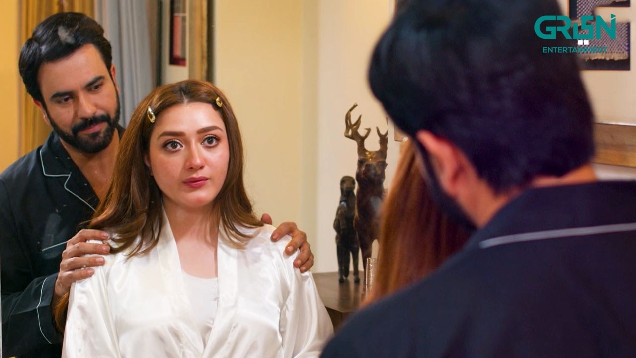 Aaj Meri Biwi Bohot Pyari Lag Rahi Thi | Momina Iqbal - Junaid Khan | New Pakistani Drama | Green TV