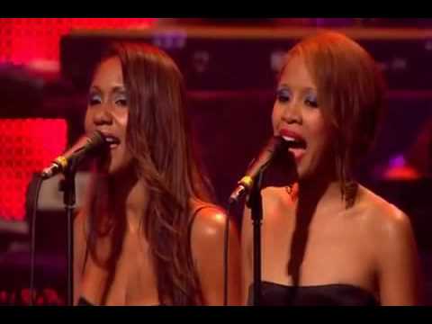 Stevie Wonder - My Cherie Amour (Live At Last 2008 London).wmv