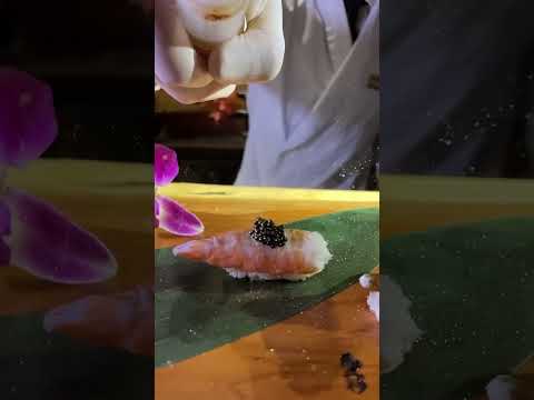 Sushi bar japonês #shrots #shrot #omakase #sushi #sashimi #camarão #ostra #sushi