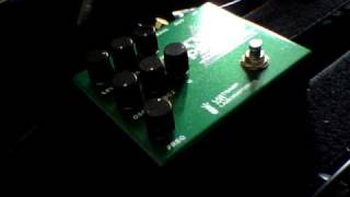 Video thumbnail for Lastgasp  Art  Laboratories  - Cyber Psychic - Parametric Oscillo Filter by Dennis Kayzer