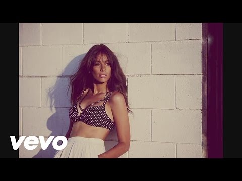 Video thumbnail for Collide (Afrojack Remix)