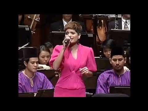 Jaclyn Victor Vs Agnez Mo ( Agnes Monica ) - You Raise Me Up