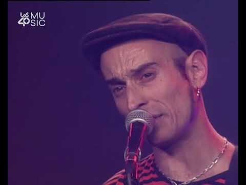 Fito y Fitipaldis - Rojitas las orejas (San Sebastián 2002)