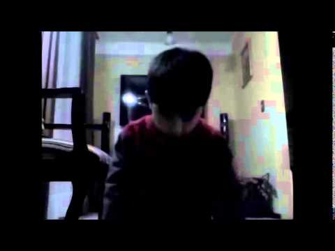 MAXI poseido por el poder de QUEEN