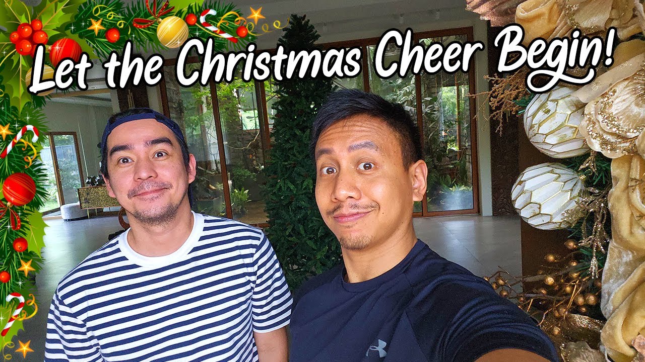 Setting Up Christmas Decor Around the House 🎄 | Vlog #1769