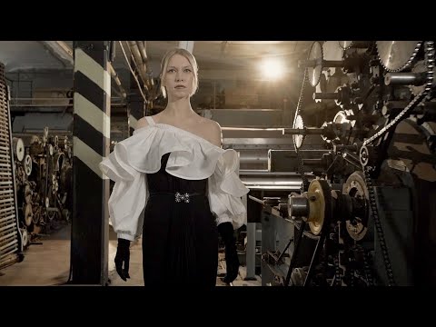 Valentin Yudashkin Fall/Winter 2021 | Paris Fashion Week | VRAI Magazine