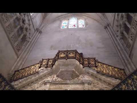 Escalera dorada. Fue Inspiración de la Garnier de París. Burgos