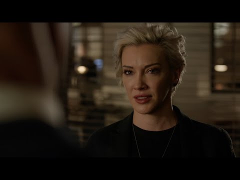 Laurel Questions Quentin Why Earth-1 Laurel Wasn't Brought Back || Arrow 8x10 1080p