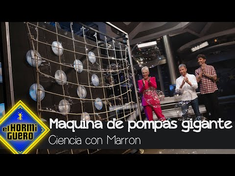 Marron sorprende a Jamie Lee Curtis creando una máquina de pompas gigantes - El Hormiguero