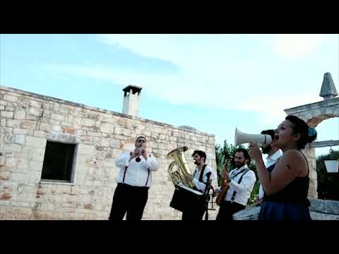 Roaming Jazz Band For Weddings in Puglia Italy - The Popinjays