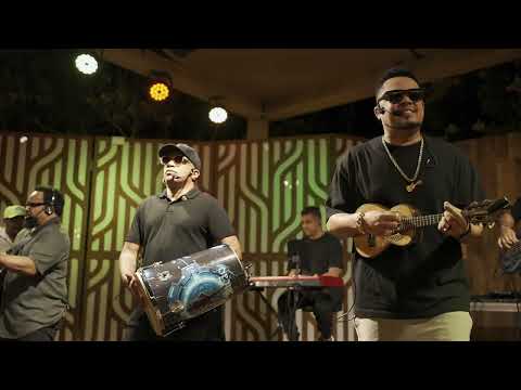 Pagode do Revela Ao Vivo (edição Portugal): Vacilão / O Show Tem Que Continuar / Jogo de Sedução,...